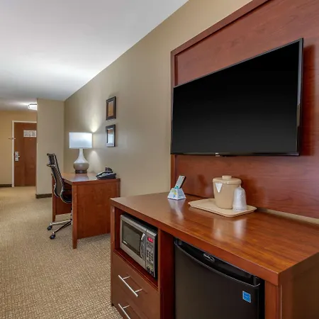 Comfort Suites Pelham Hoover I-65 Exterior photo